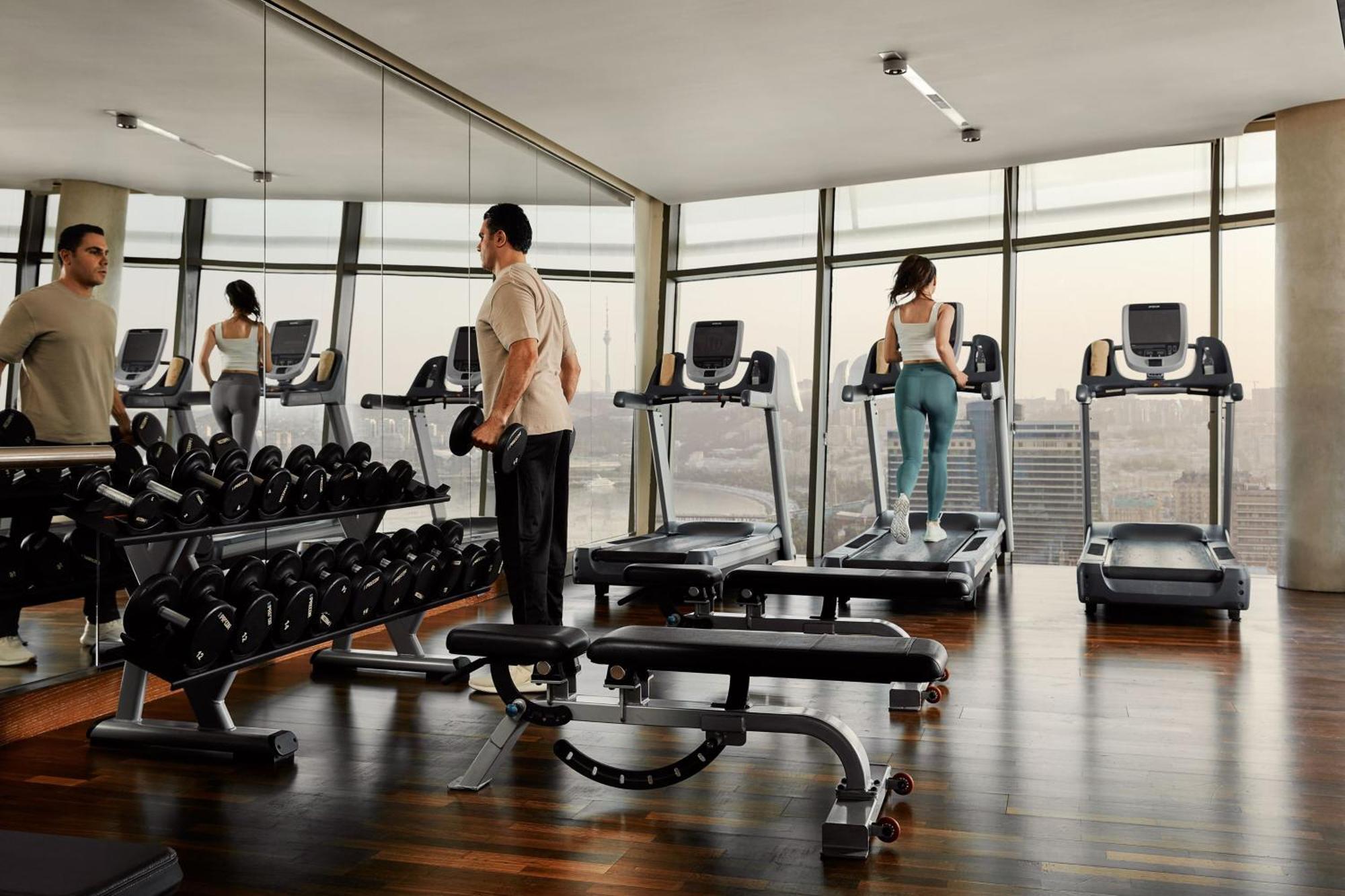 Jw Marriott Absheron Baku Hotel Zewnętrze zdjęcie A gym