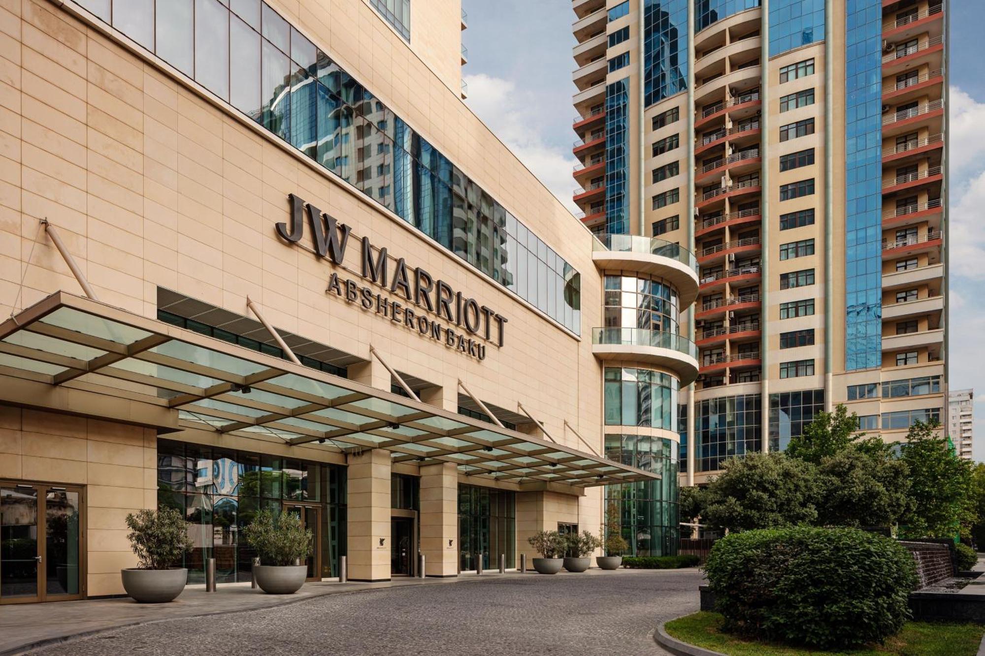 Jw Marriott Absheron Baku Hotel Zewnętrze zdjęcie JW Marriott Astana