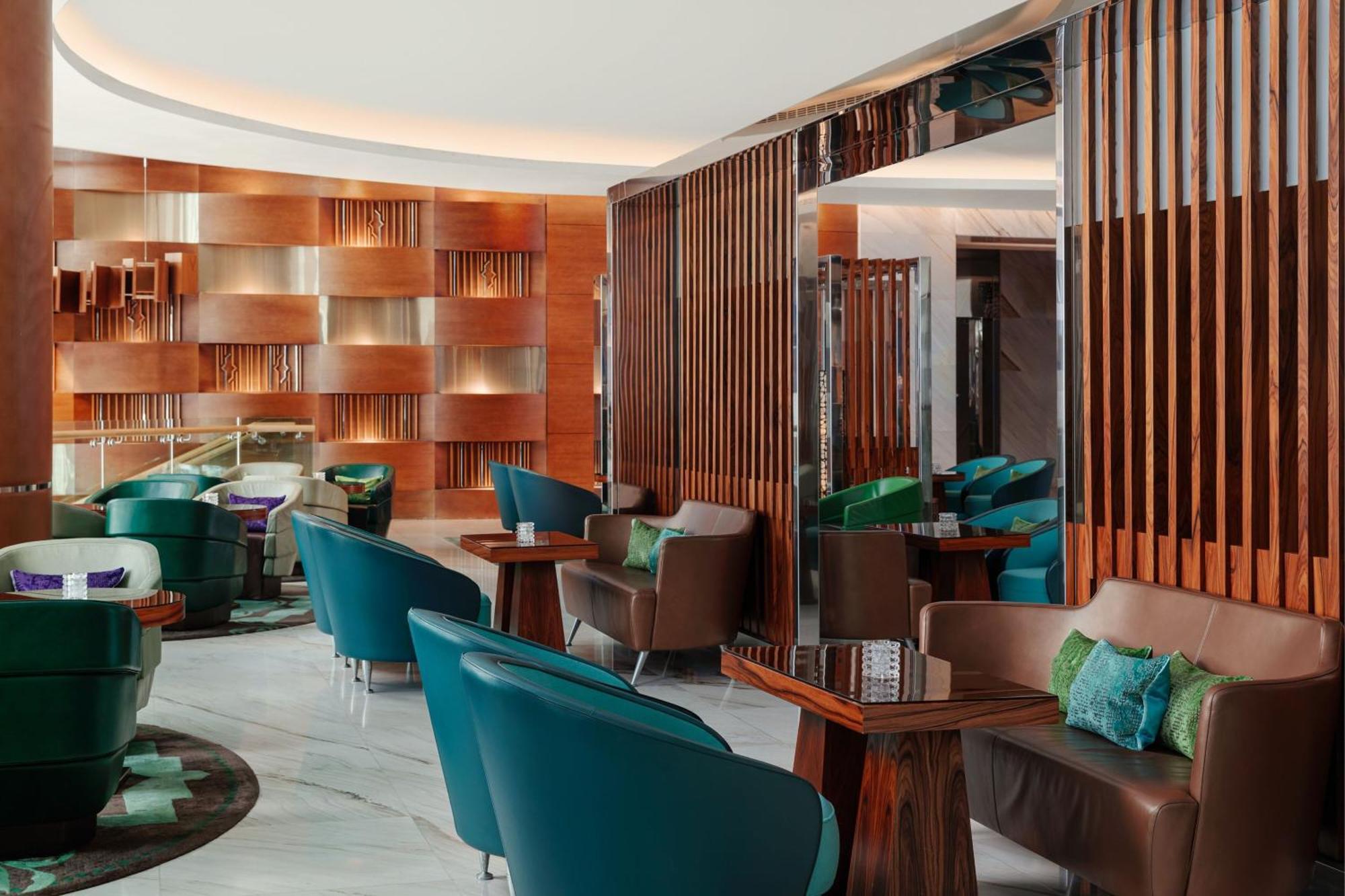 Jw Marriott Absheron Baku Hotel Zewnętrze zdjęcie The lounge at the airport