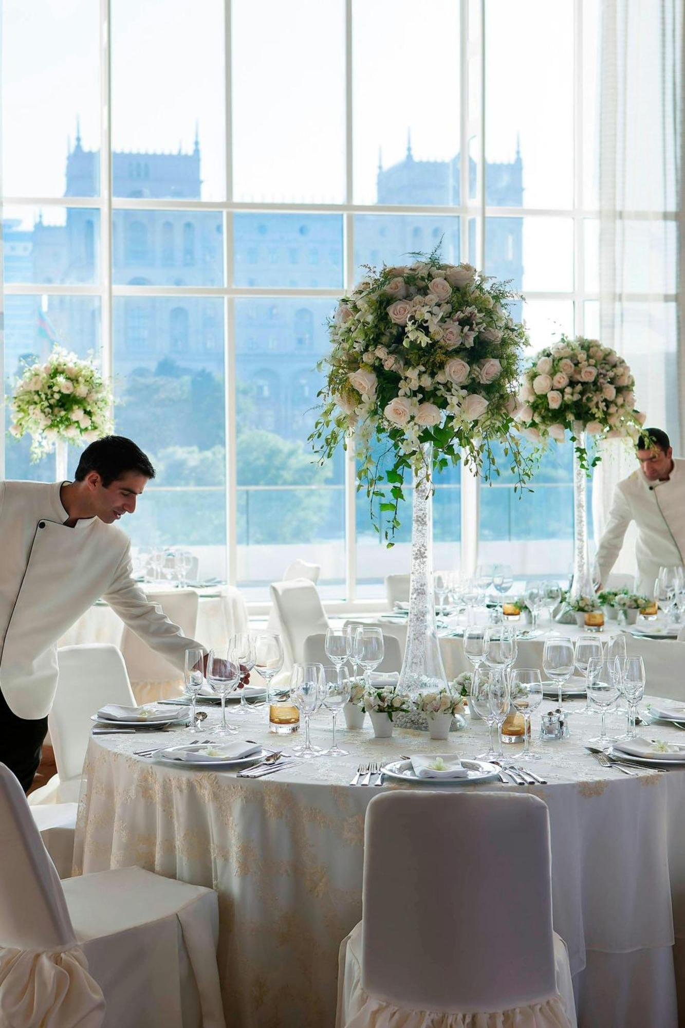 Jw Marriott Absheron Baku Hotel Zewnętrze zdjęcie Wedding reception at the Four Seasons Hotel, London
